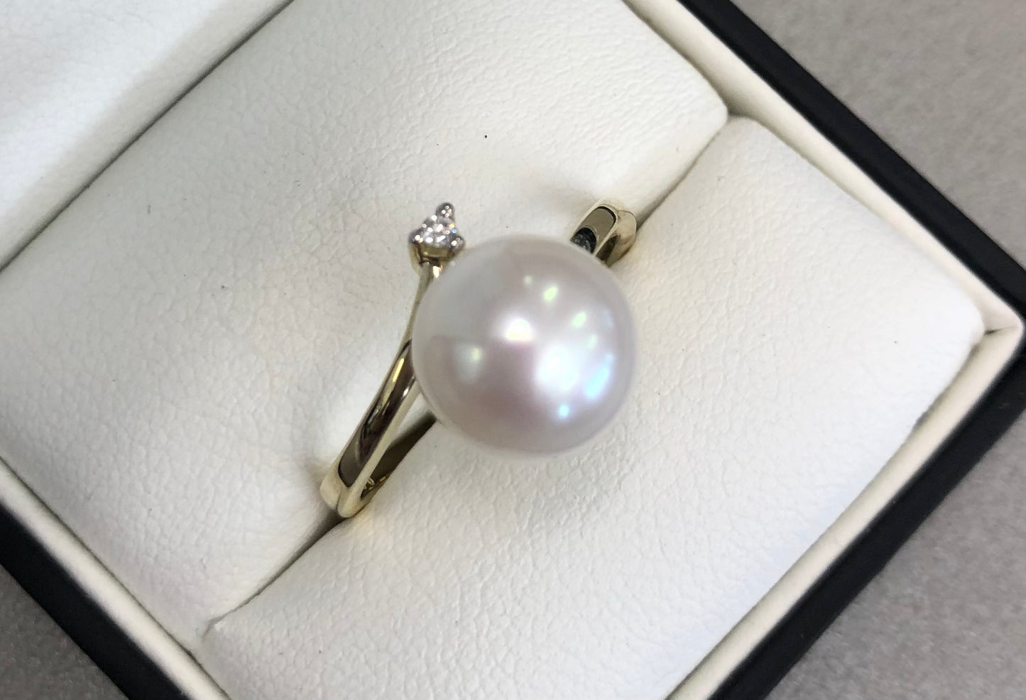 Pearl & Diamond Ring