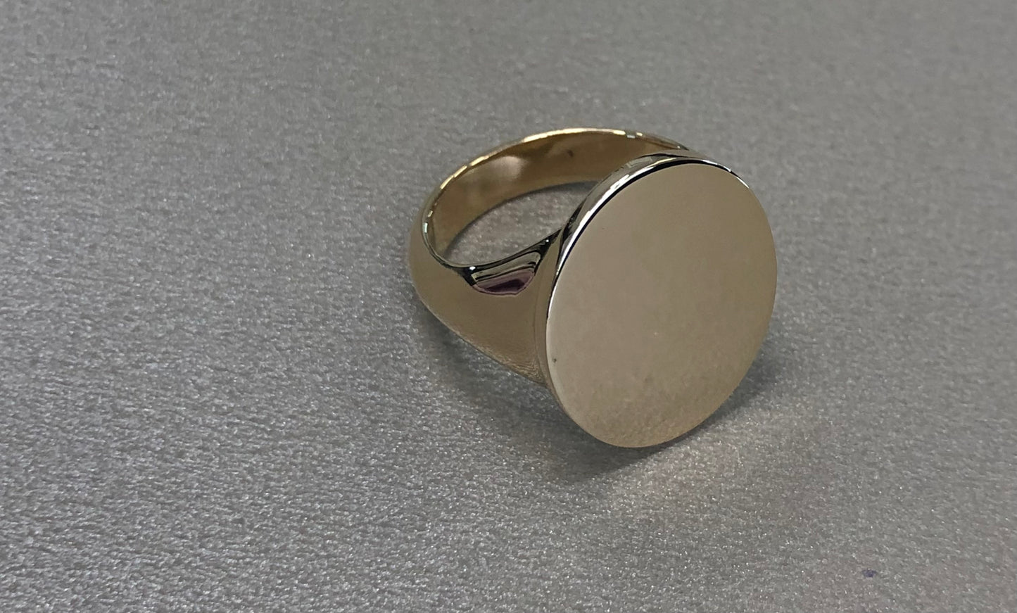 9K Yellow Gold Large Oval Signet Ring