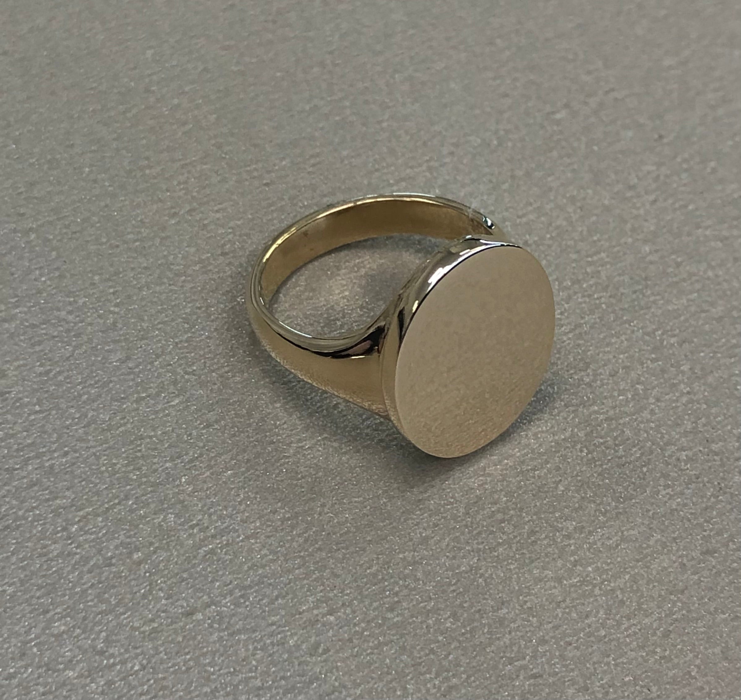 9K Yellow Gold Oval Signet Ring with a thin Band