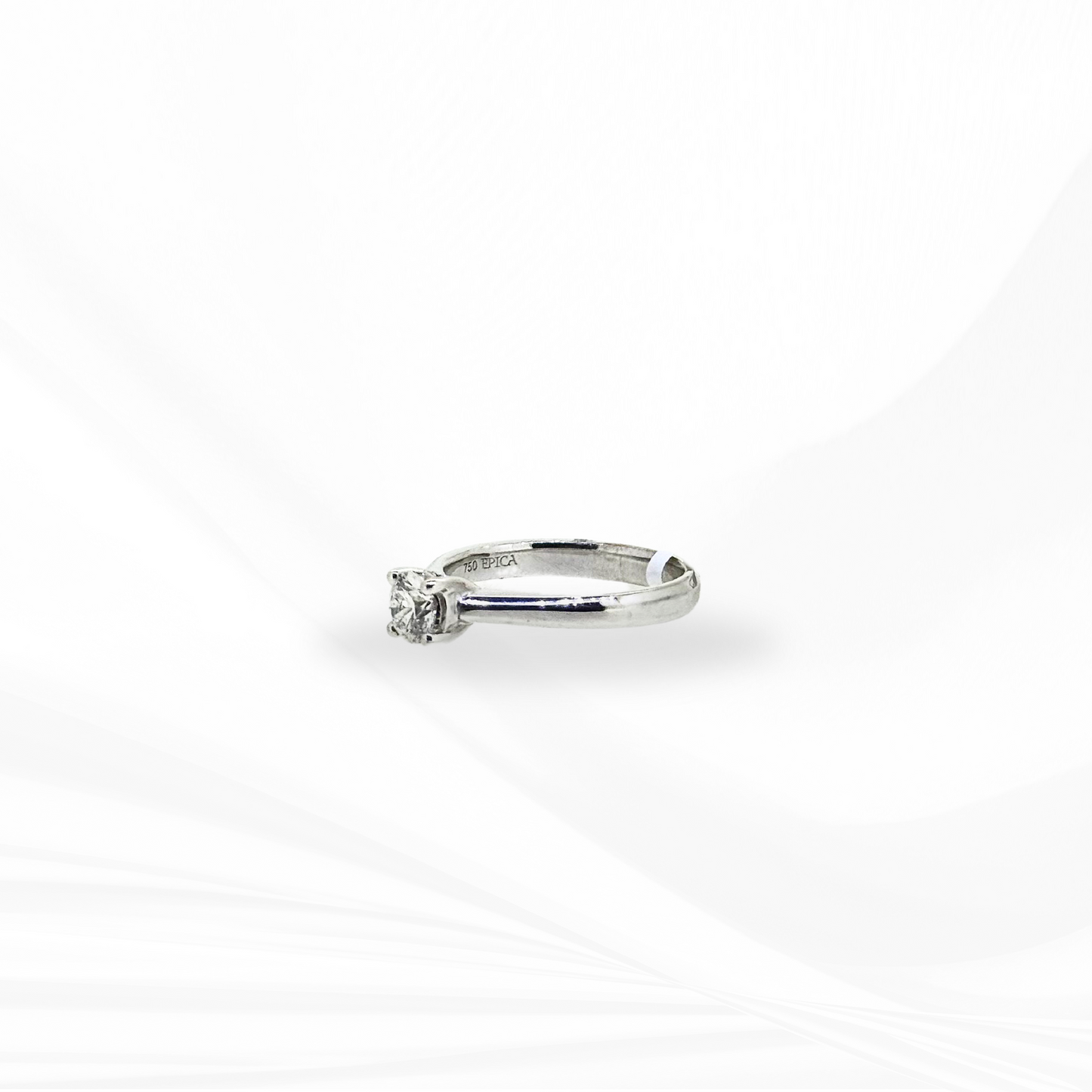 Solitaire Round Brilliant Cut with a Hidden Halo Natural Diamond Engagement Ring