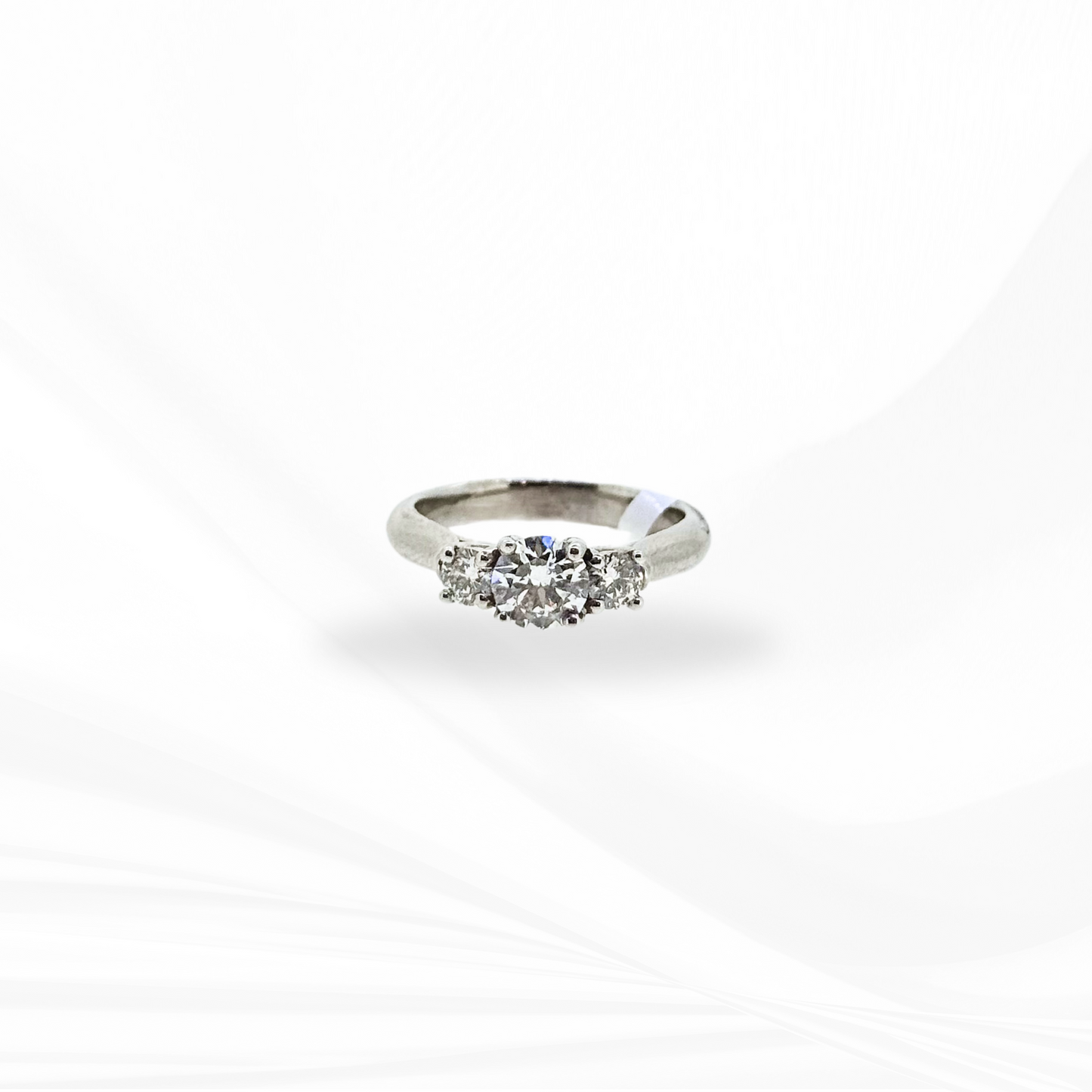 Three Stone Round Brilliant Cut Diamond Engagement Ring
