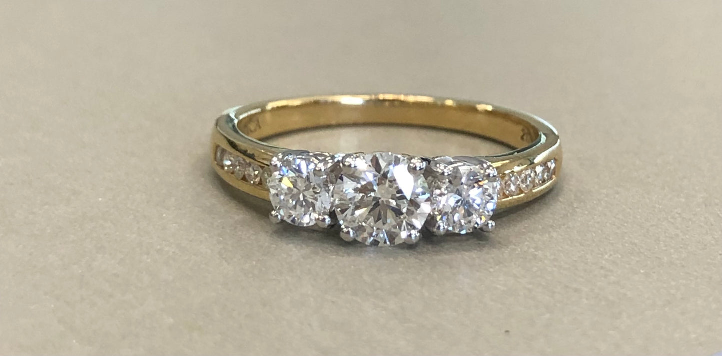 Three Stone Round Brilliant Cut Natural Diamond Engagement Ring